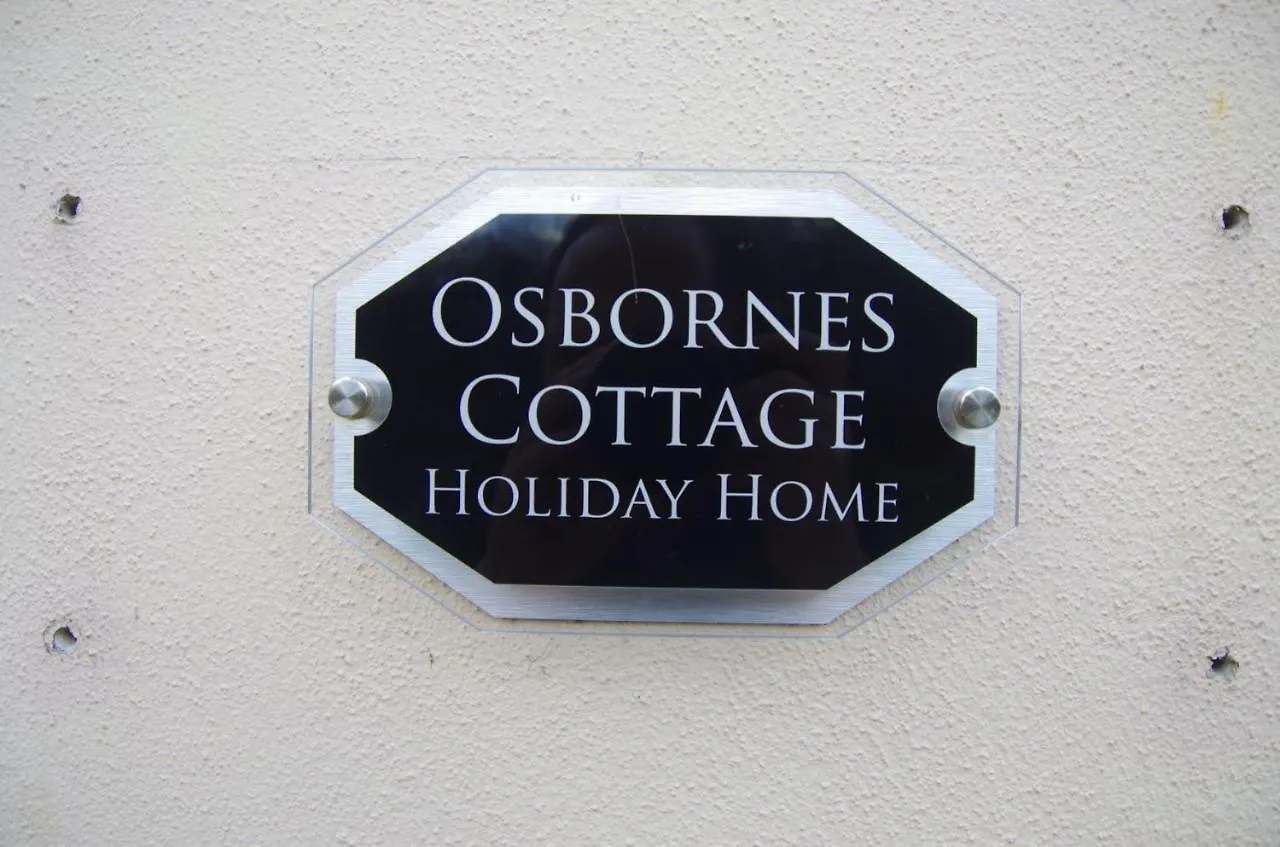 Osbornes Holiday House Near Exeter With Swimming Pool Holiday home